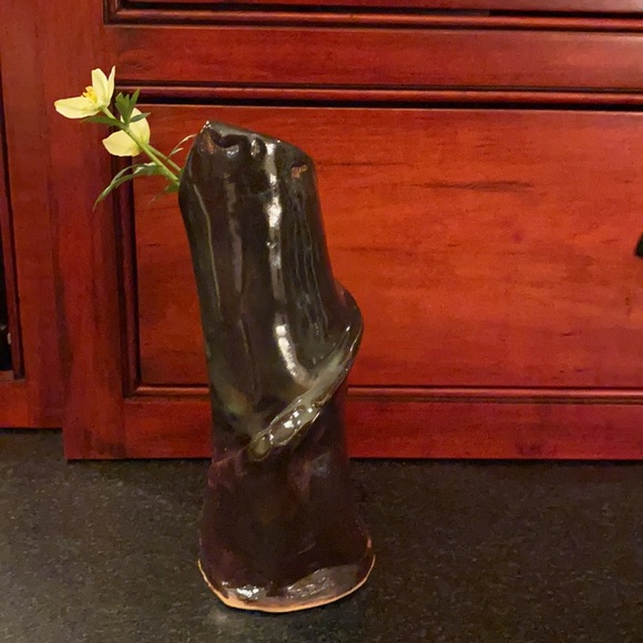 Vase - Picture 3 of 7